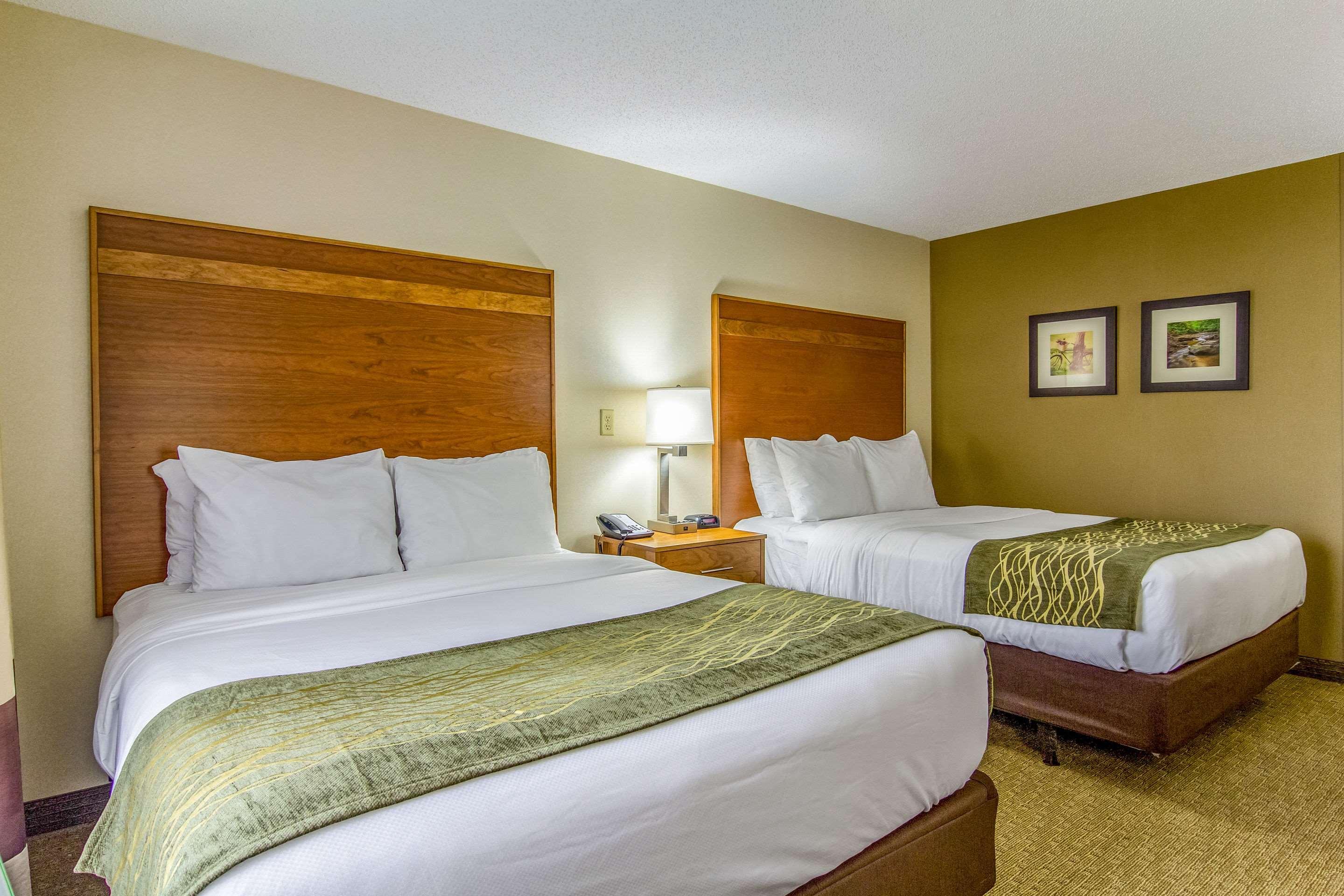 Comfort Inn Millersburg Esterno foto