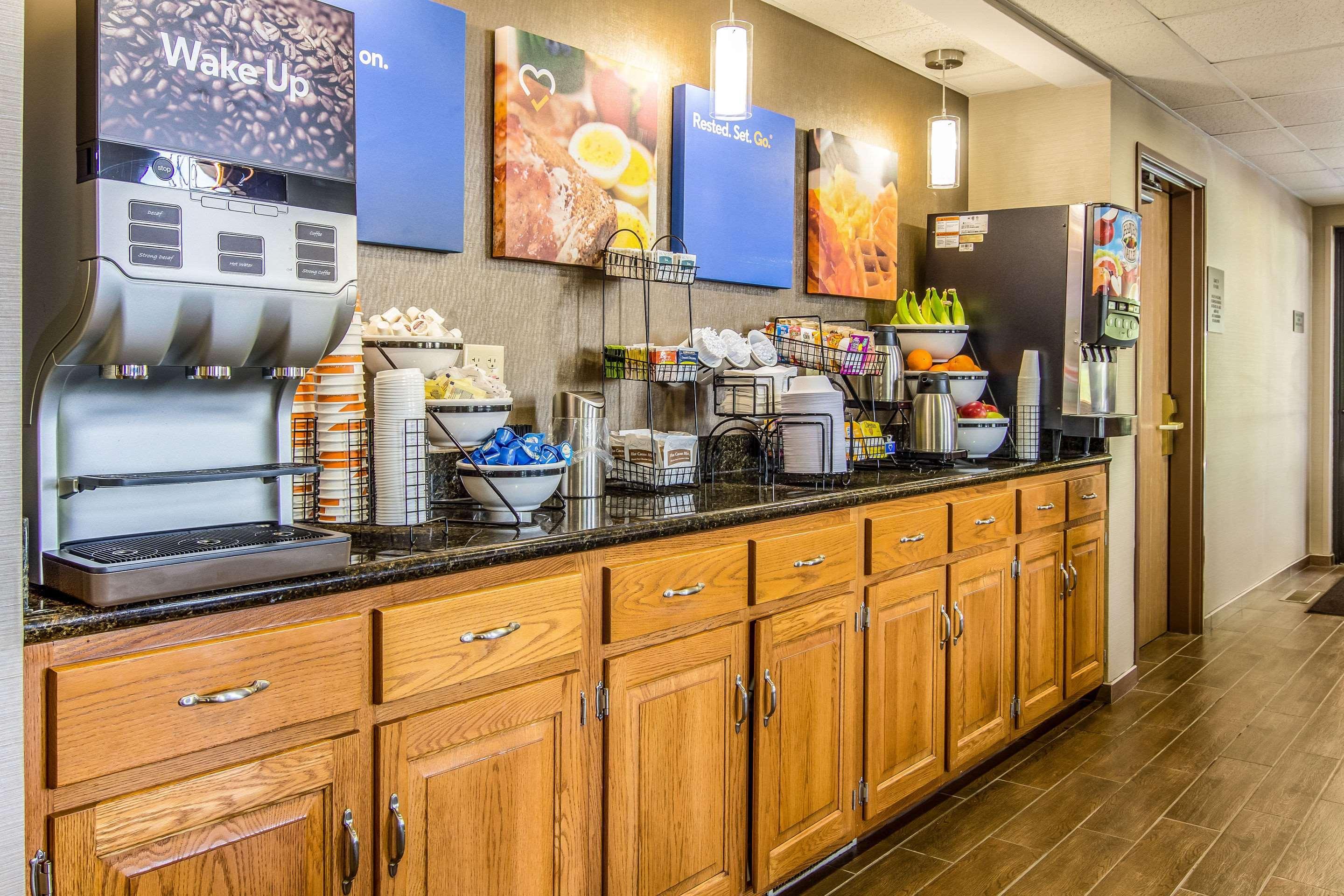 Comfort Inn Millersburg Esterno foto